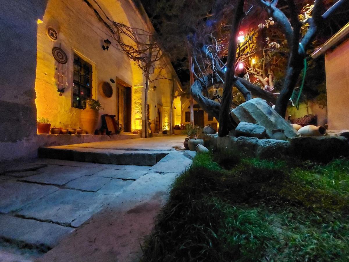 Armesos Cave Hotel Ürgüp Esterno foto