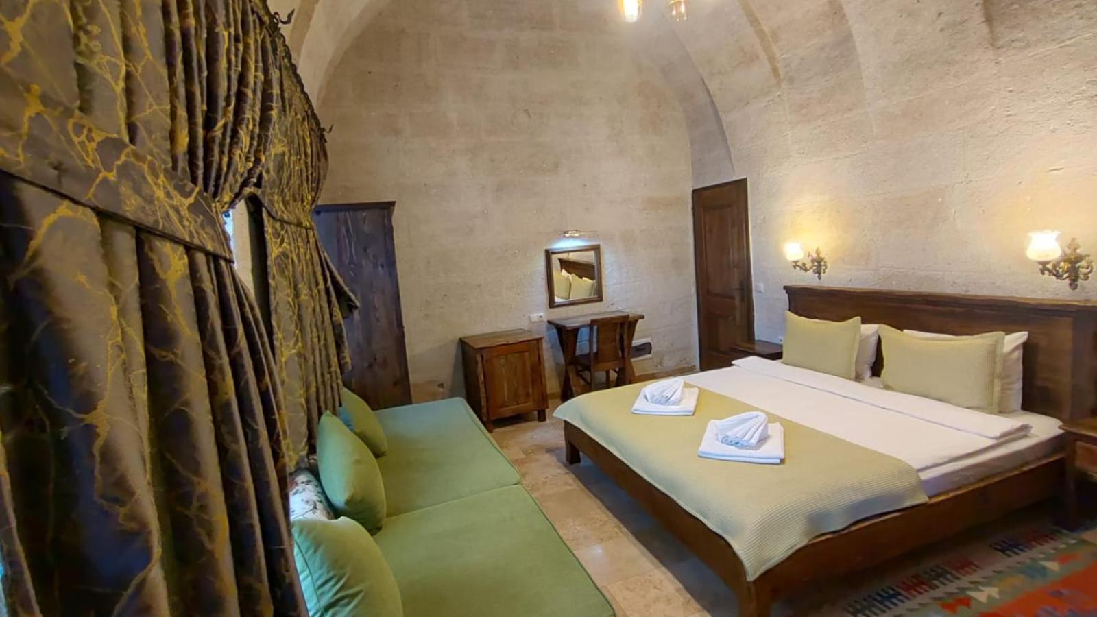 Armesos Cave Hotel Ürgüp Esterno foto