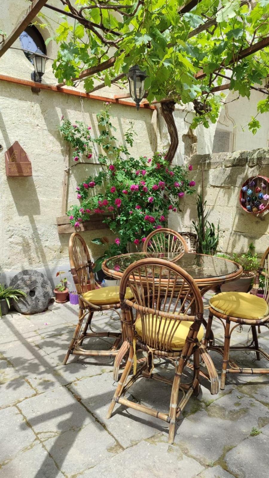 Armesos Cave Hotel Ürgüp Esterno foto