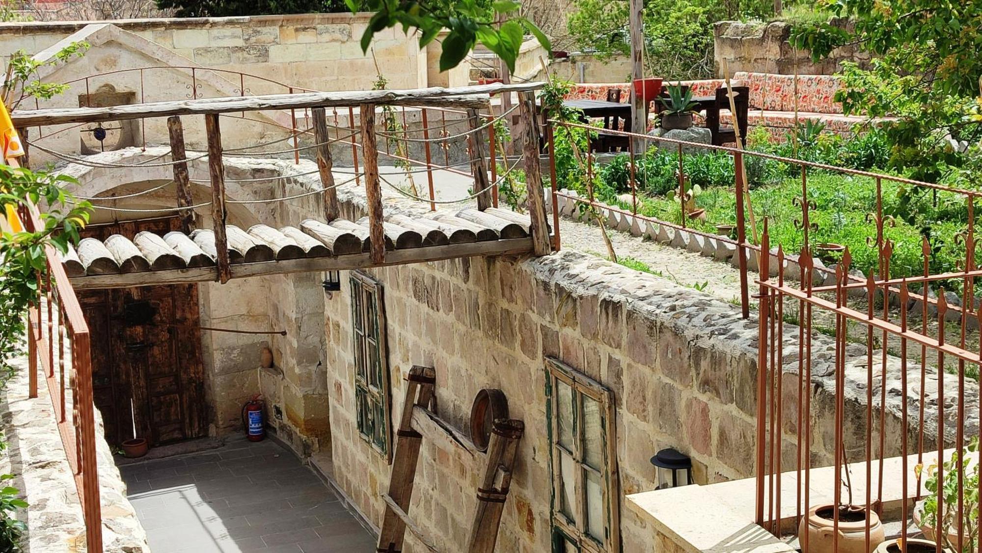 Armesos Cave Hotel Ürgüp Esterno foto